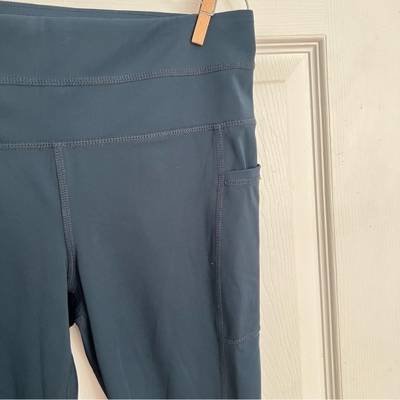 Tangerine | Capri Leggings - Picture 4 of 6